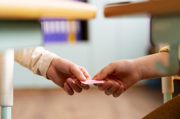 送你两本关于植物的书